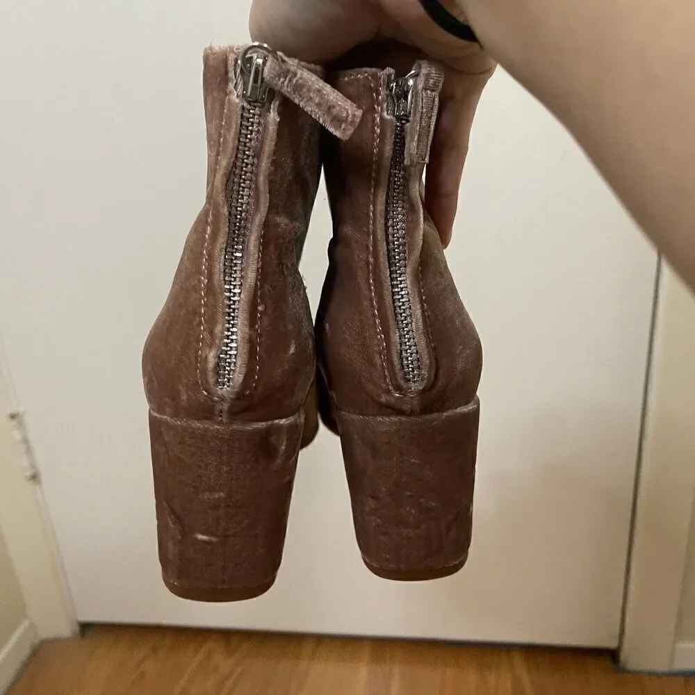 NWOB ZARA pink velvet square toe ankle heeled boots size 36 US 6